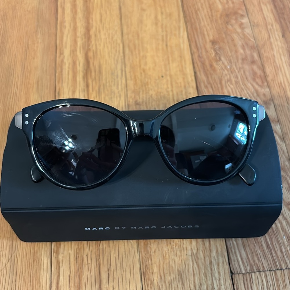 Marc Jacobs sunglasses